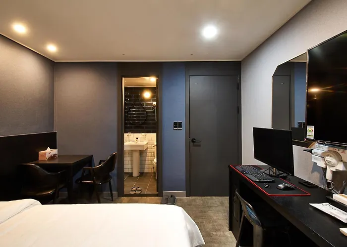Sinchon Anytime Motel Seoul
