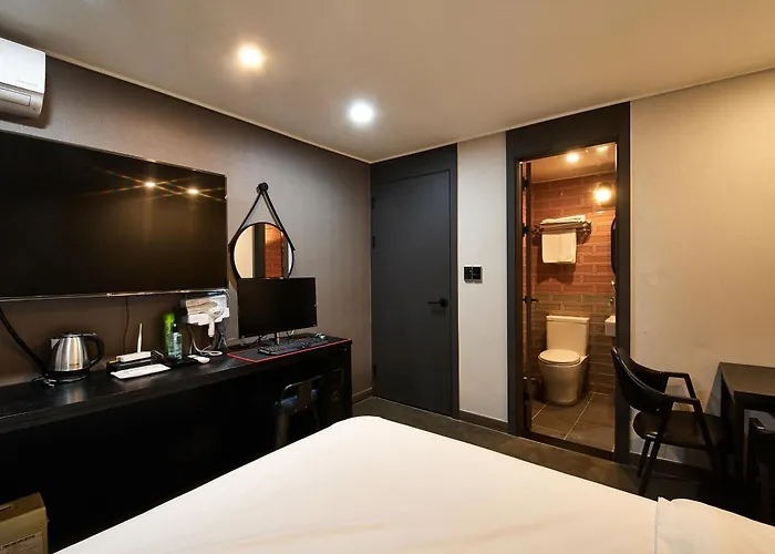 Sinchon Anytime Motel Seoul