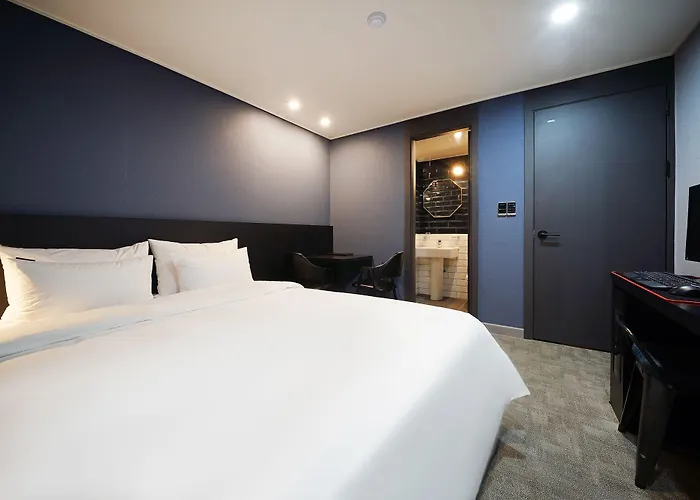 Motel Sinchon Anytime Seoul